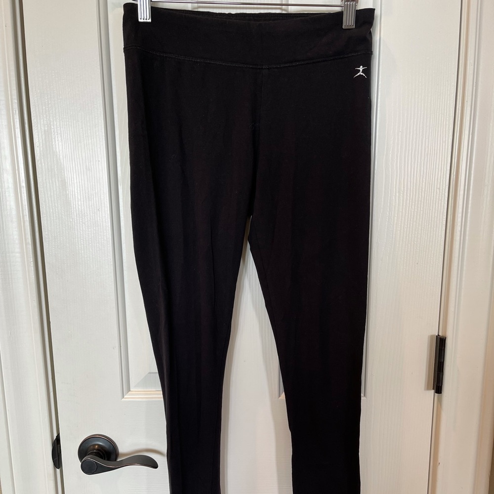 Black leggings